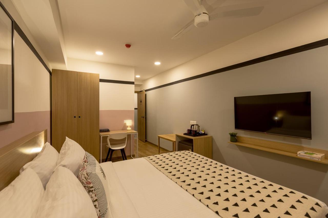Olive Hotel Indiranagar 100Ft Road By Embassy Group Bangalore Bagian luar foto